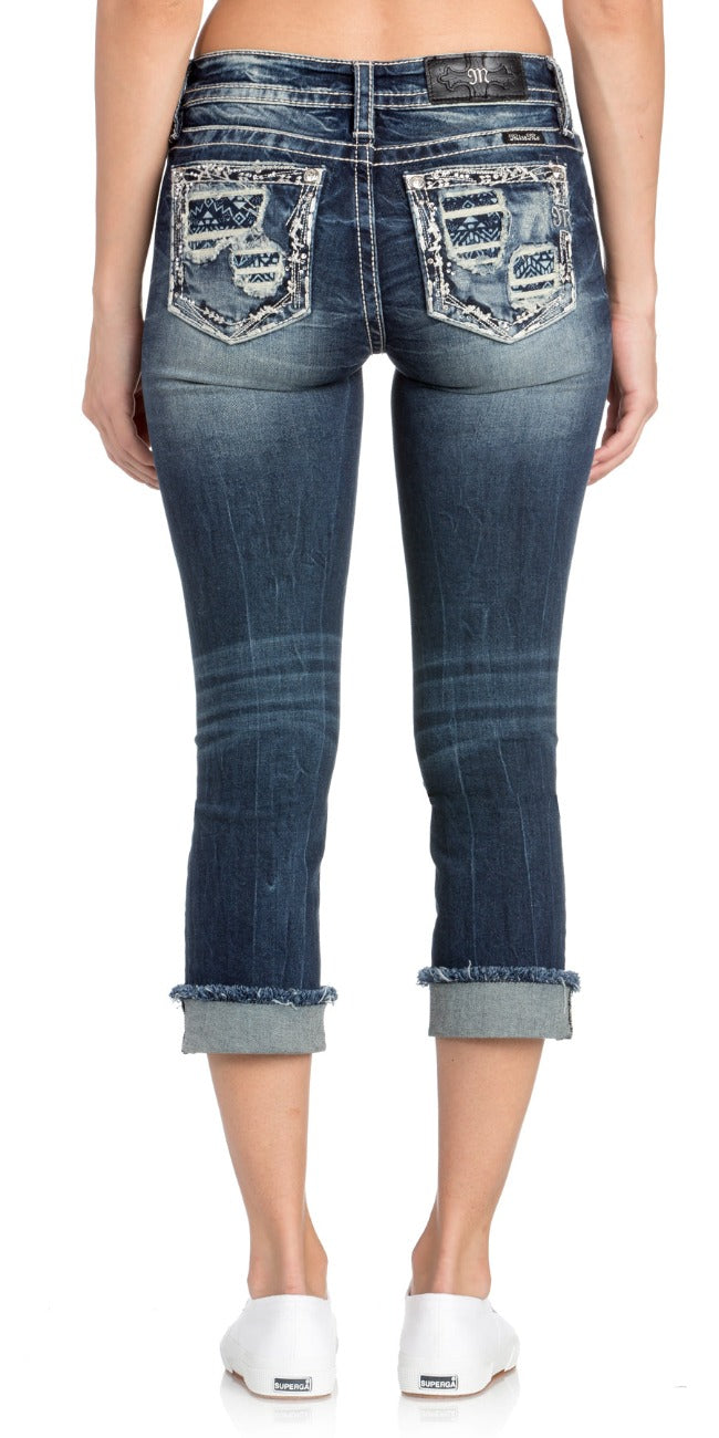 K924 Mid-Rise Capri Jeans