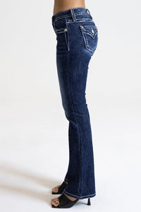 D1110 Mid Rise Bootcut Jeans