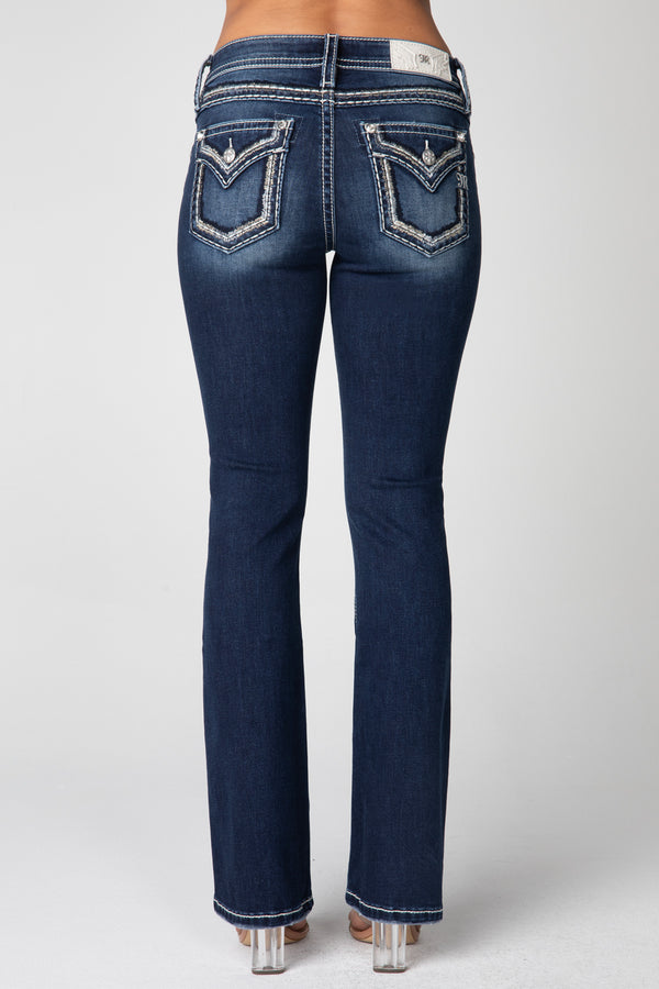 D1118 Mid-Rise Bootcut Jeans