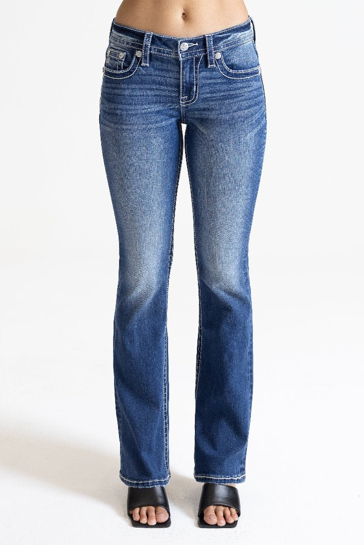 K1442 Mid Rise Bootсut Jeans