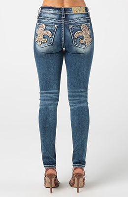 M830 Mid-Rise Skinny Jeans