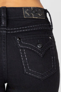 Mid-Rise Boot B01 Jeans