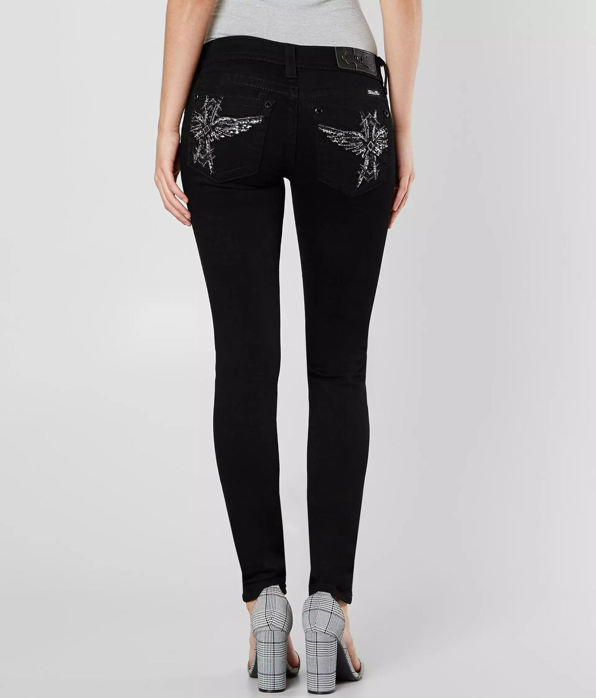 B01 Signature Skinny Stretch Jeans